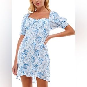 Puff sleeve white and blue dress
